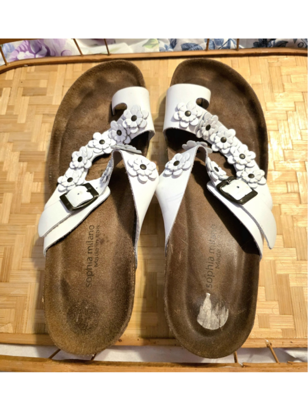 Sophia Milano Women’s White Leather Floral Slide Sandals Buckle Strap Casual 8